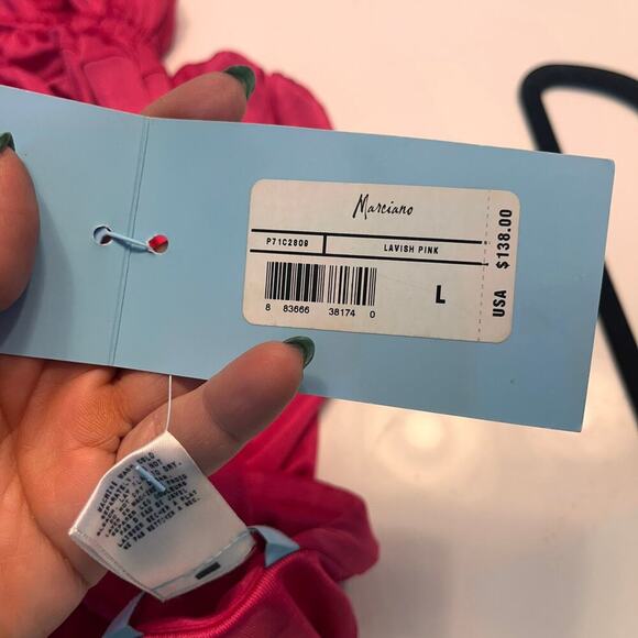 NWT Marciano Lavish Pink Plunge Neckline Romper Size Large - Picture 5 of 7